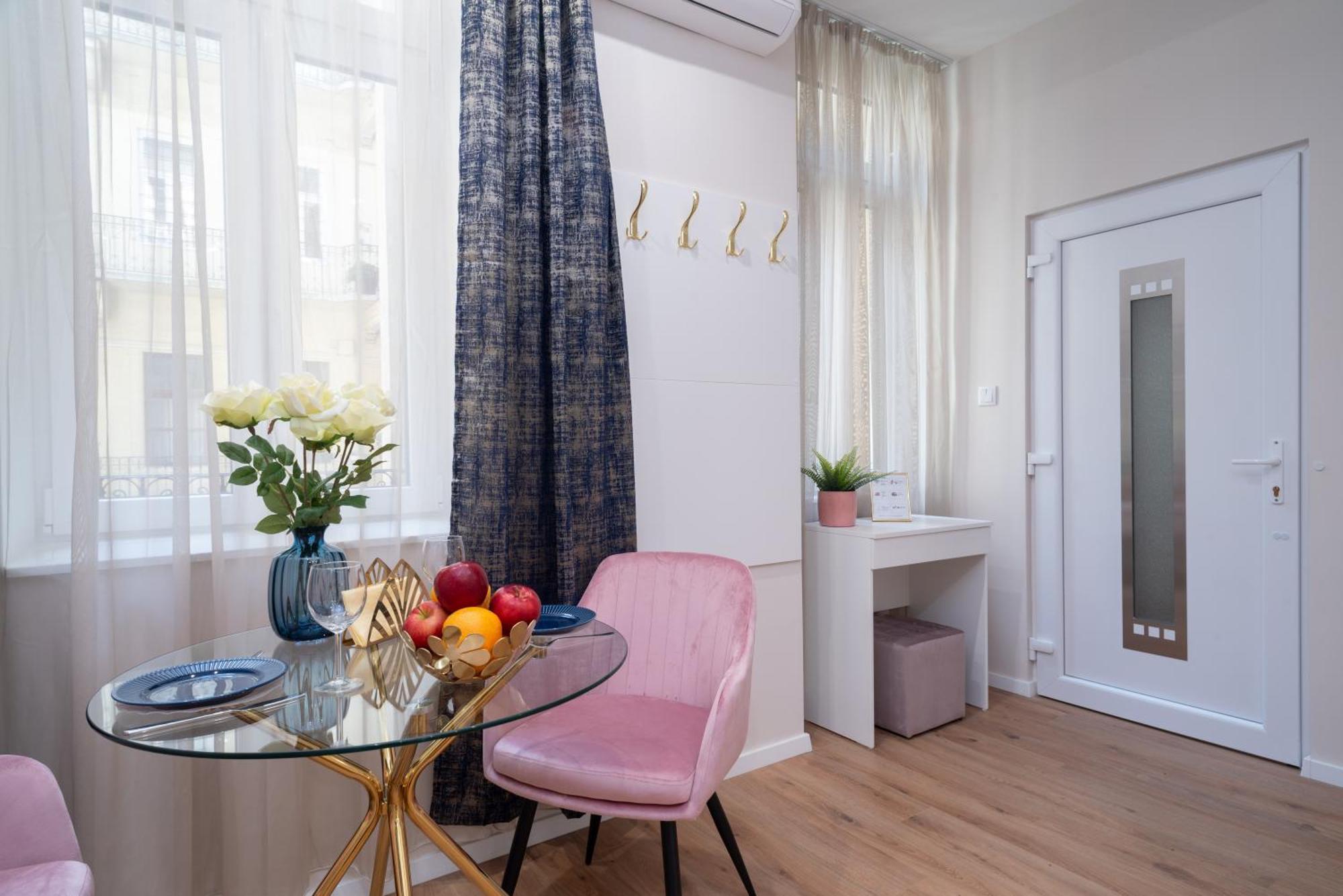בודפשט Amethyst Apartments - Acacia Studio מראה חיצוני תמונה